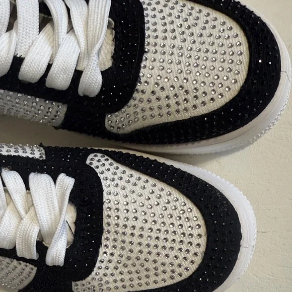 Stylish Black and White High-Top Women's Sneakers with rhinestones - Picture 6 of 7